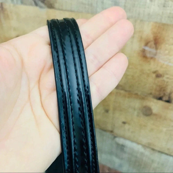 Coach Signature Poppy Shoulder Purse - Picture 4 of 8